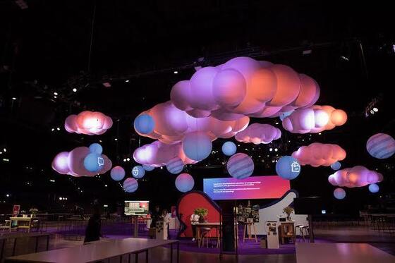 Impresión de logotipos personalizados con bola de rebote LED y bola de LED inflable de PVC resistente al agua con toque para cambiar de color para eventos